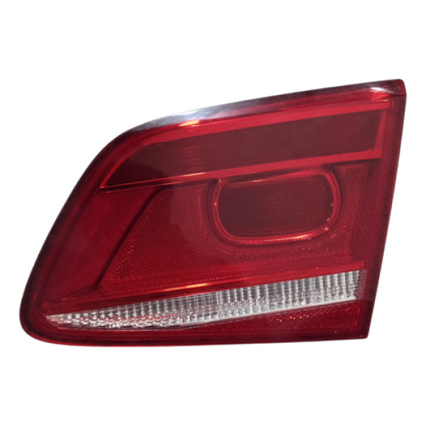 Lanterna Da Tampa Lado Dir Volkswagen Passat 2.0 Tsi 2012 Direito/passageiro Vermelho