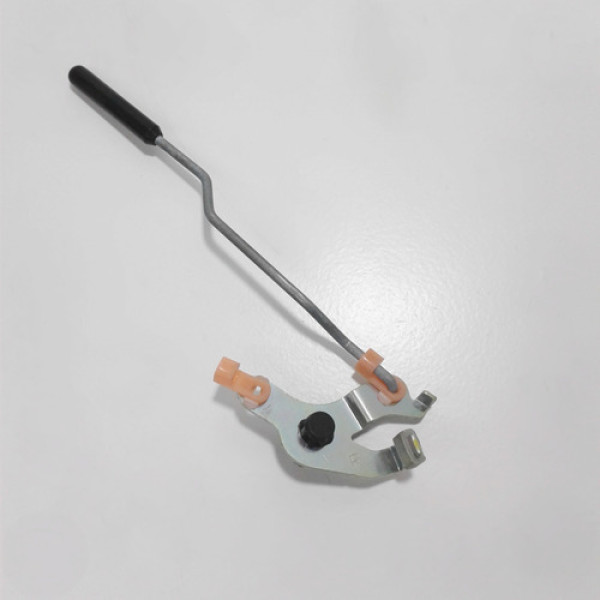 Pino De Trava Traseiro Direito Hyundai  Hb20x 2015 Sku 37285