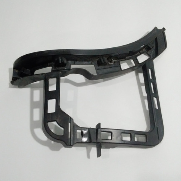 Suporte Parachoque Traseiro Esquerdo Passat 2012 Sku 60901