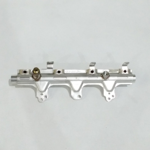 Flauta Do Combustível Passat 2.0 Tsi 2010 Cod 59220