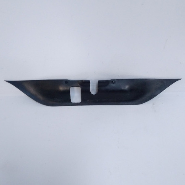 Acabamento Da Fechadura Do Capô Passat V6 2001 Sku 61986