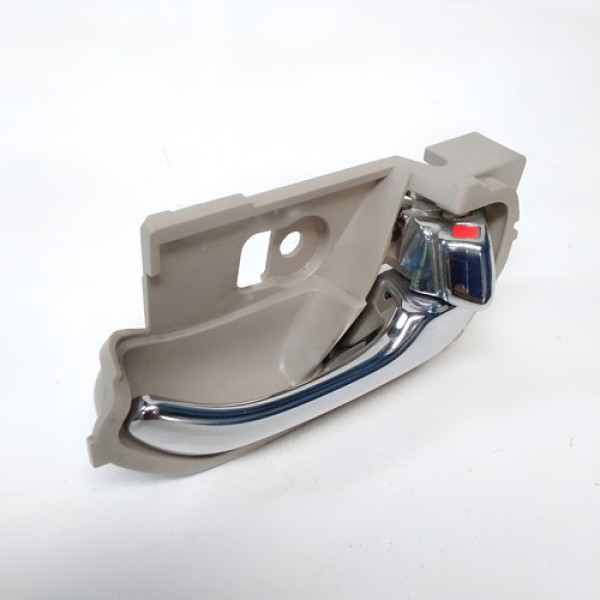 Maçaneta Interna Traseira Direita Trailblazer 2013 Cod 52062 Bege Traseira