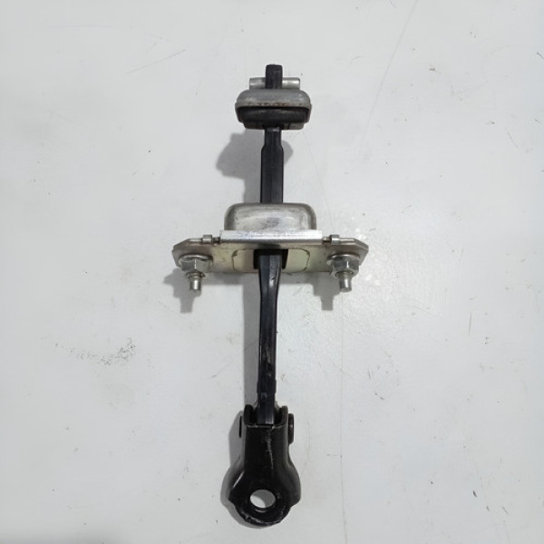 Limitador Da Porta Traseira Direita Tribeca 2009 Sku 66289