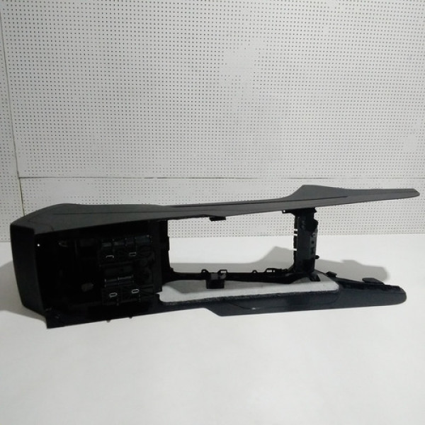 Console Touareg 4.2 V8 2011 Sku 61732