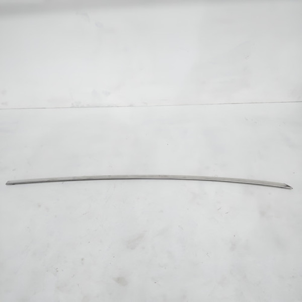 Friso Externo Superior Tras/esq Azera 2009 Sku 63844 Cromado