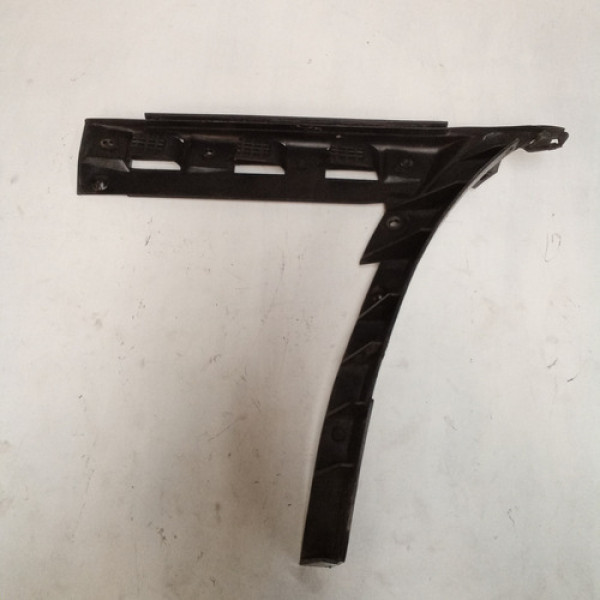 Guia Do Parachoque Traseiro Lado Dir Passat 2001 Sku 63748