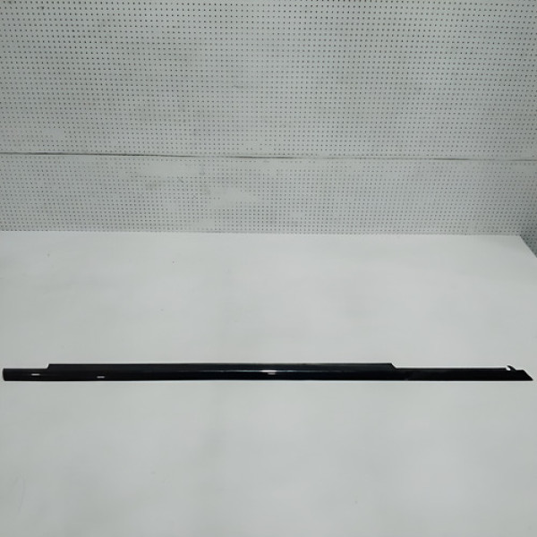 Pestana Dianteira Direita Externa C180 10/11 Sku 60639 Preto