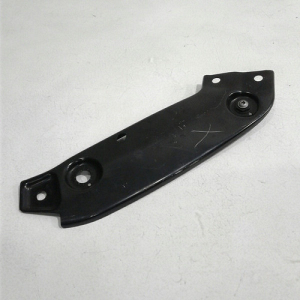 Suporte Do Farol Direito Volkswagen Jetta 2015 48103