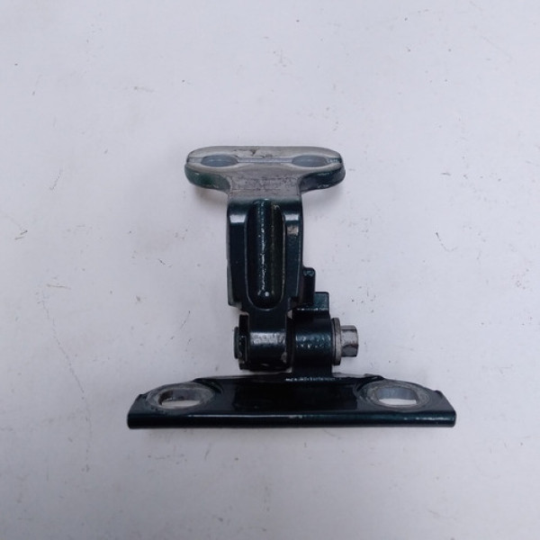 Dobradiça Inferior Porta Tras Dir Freelander 2010 Cod 62346