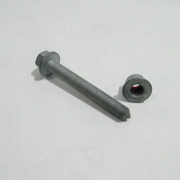 Parafuso Do Braço Reto Tras Inf Jetta Gli 2021 Sku 57836