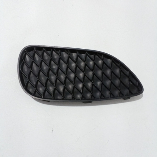 Suporte Do Parachoque Dianteiro Lado Dir Gla 200 Sku 65430