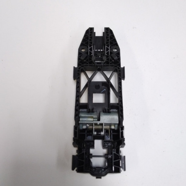 Suporte Da Maçaneta Traseira Dir Ext Jetta 2012 Cod 61104