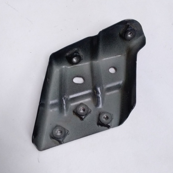Suporte De Fixação Do Paralama L Esq Touareg 2011 Cod 61722 Preto