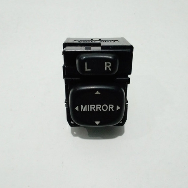 Botão Do Retrovisor Toyota Corolla Fielder 2005 Sku 56234