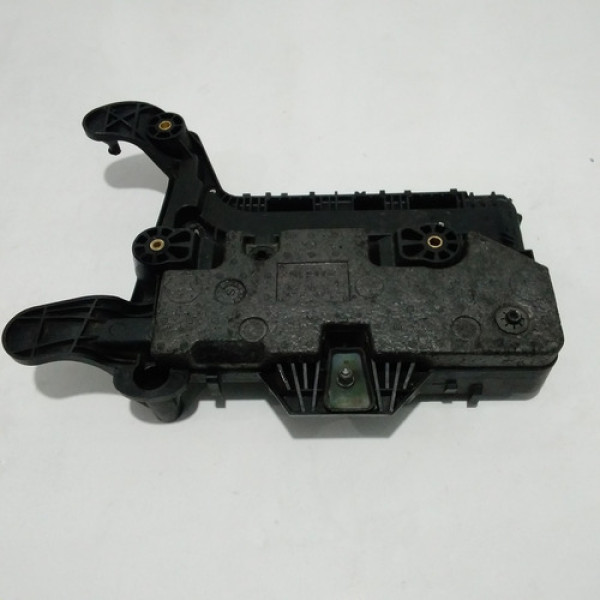 Suporte Da Bateria Volkswagen Passat 2.0 Tsi 2012 Sku 57825