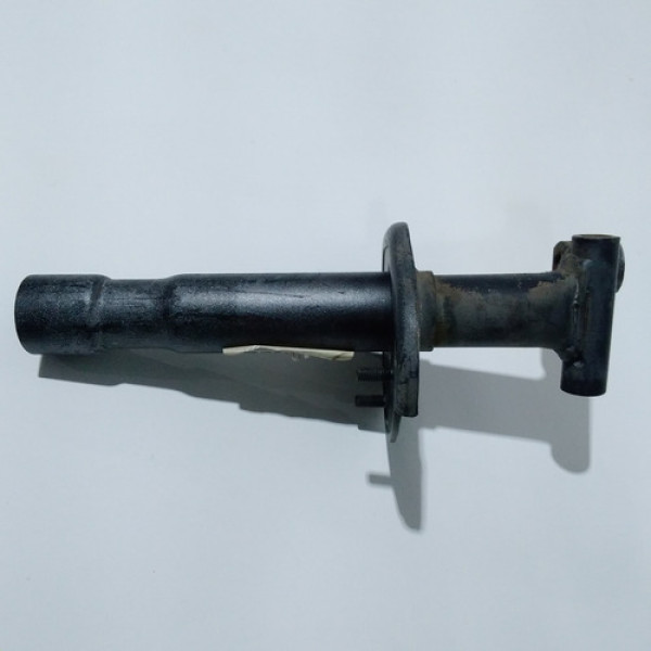 Suporte Da Alma Parachoque Tras Lado Dir 323 1999 Sku 63198