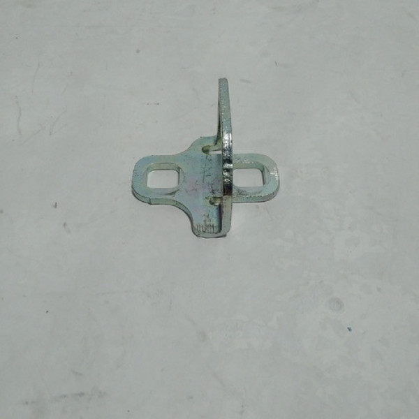 Trinco Do Porta Malas Mercedes Benz C180 Komp Cod 58784