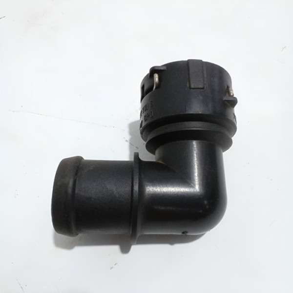 Flange Conexão Da Mangueira Do Radiador A3 2005 Sku 66275