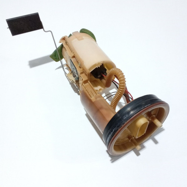 Bomba De Combustível Passat Variant 2.8 V6 2001 Cod 63658