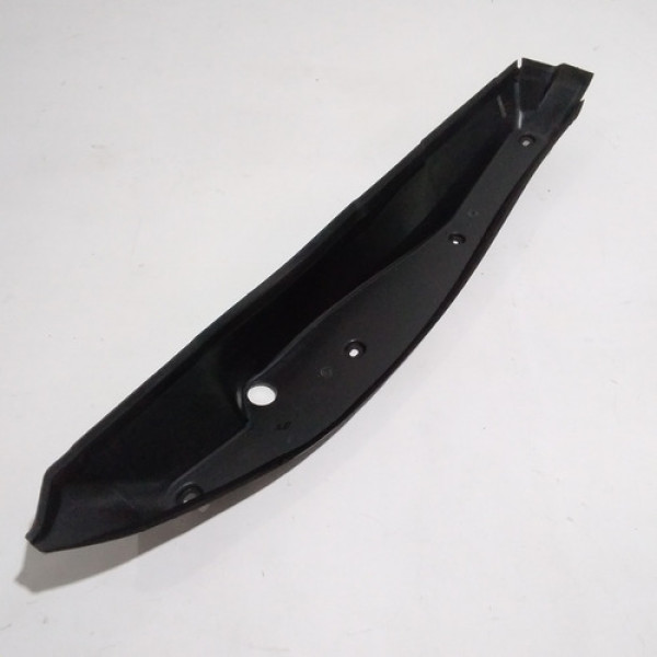 Guarda Pó Do Paralama Lado Esquerdo C180 2011 Sku 64127