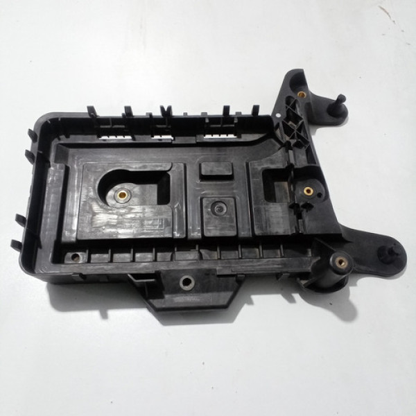 Suporte Da Bateria Volkswagen Sku 66555 Tiguan 2012 Direito