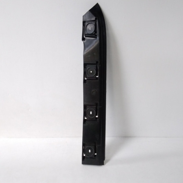 Guia Do Parachoque Traseiro Direito Jetta 2010 Sku 60014