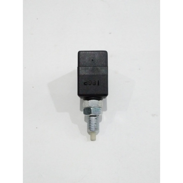 Interruptor Luz De Freio Kia G.carnival 2009 Sku 55541