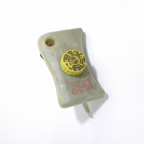 Reservatório Do Cilindro Mestre  Passat 2002 Sku 37076