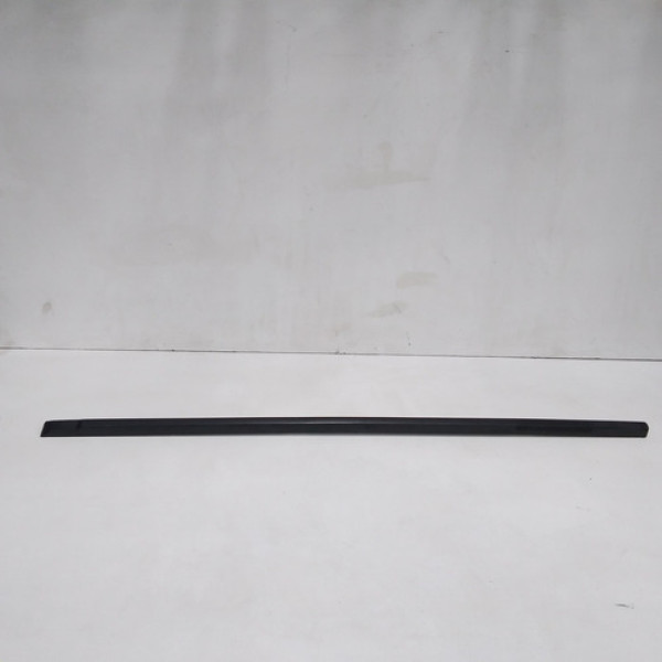 Friso Porta Dianteira Direita Bwm 328i 1996 Cod 11033 Preto