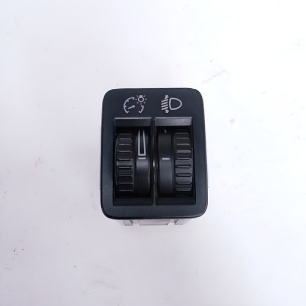 Botão Iluminação Do Farol Volkswagen Sku 62368 Passat 2010