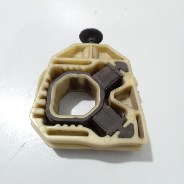 Coxim Suporte Do Radiador Volkswagen Passat 2.0 Tsi 2012 Bege