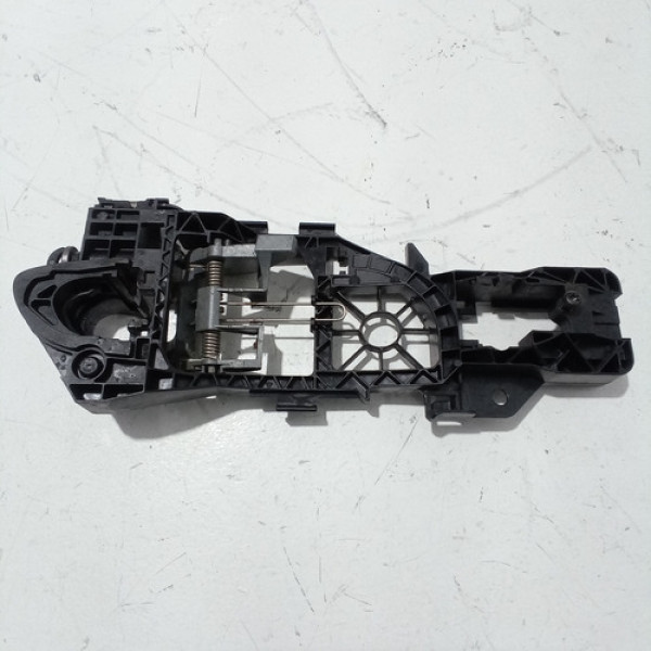 Suporte Maçaneta Ext Traseira Direita Passat 2012 Sku 66360 Preto