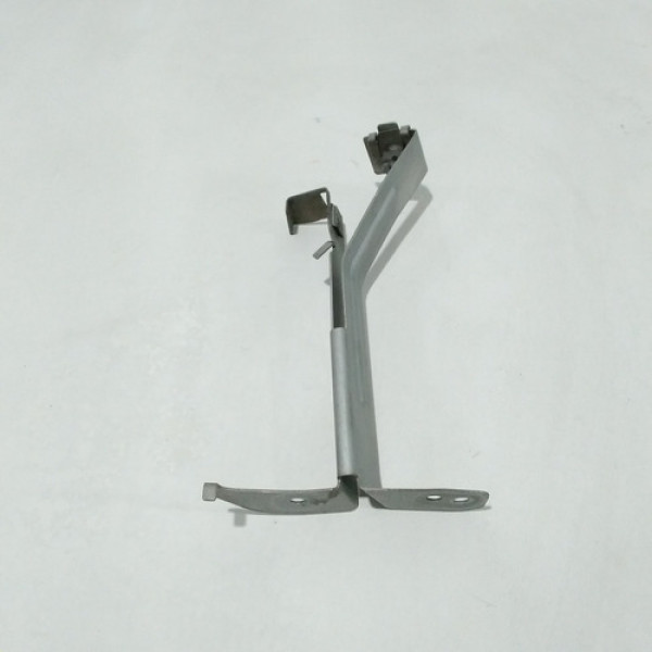 Suporte Do Painel Frontal C180 Kompressor 10/11 Cod 58775