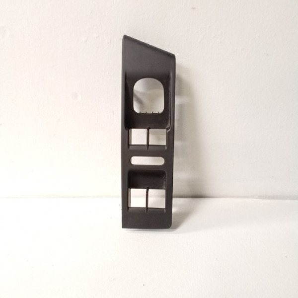 Acabamento Botão Do Vidro Diant/esq Passat 2012 Cod 61050