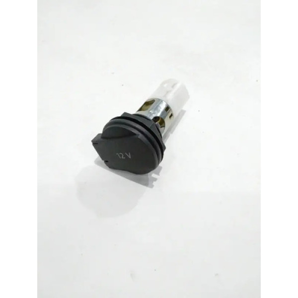 Tomada 12v Do Porta-malas Jetta 07 55751
