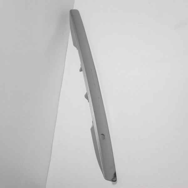 Aplique Da Tampa Traseira - Toyota Corolla 2011 Prateado