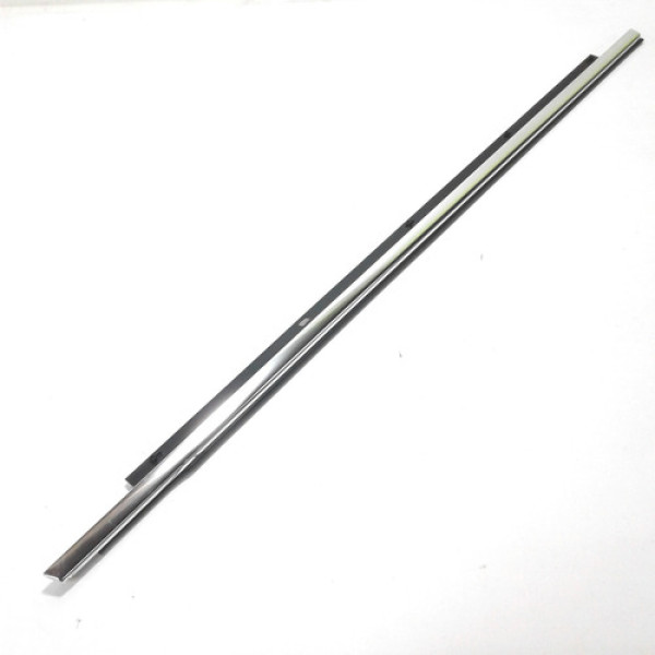 Pestana Externa Porta Dianteira Direita - Audi - A4 - 2004