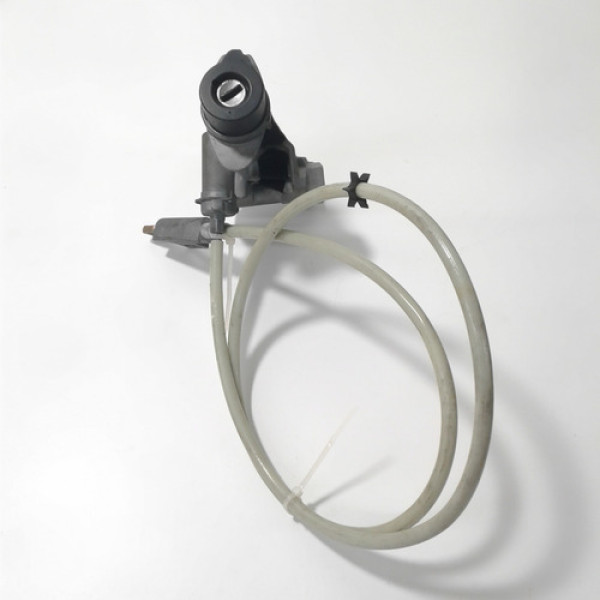 Miolo Contato - Audi - A8 - 1995