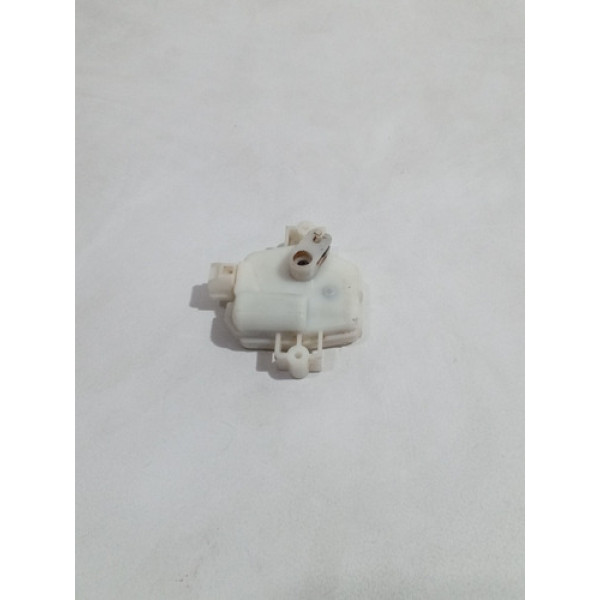 Trava Do Porta Malas Mitsubishi Pajero Tr4 2010 Cód 60109