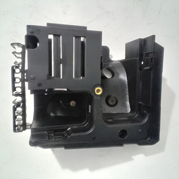 Suporte Base Caixa Fusível Volkswagen Sku 66415 Passat 2010