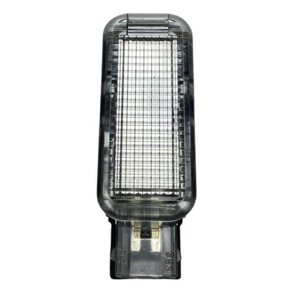 Luz De Cortesia/porta Malas Audi A4 2014