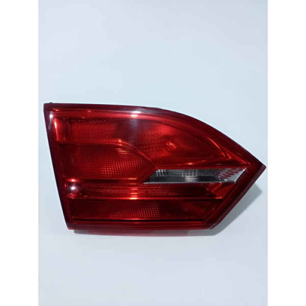 Lanterna Da Tampa Lado Esquerdo Jetta Tsi 2012 Sku 59263 Esquerdo Vermelho