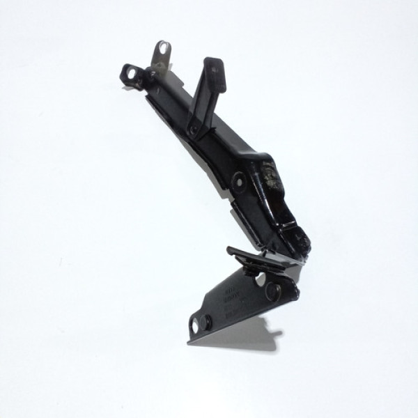 Suporte Inferior Do Paralama Esquerdo A4 2011 Sku 64922