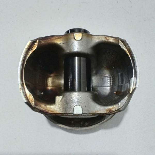 Pistão Do Motor Passat 2.0 Tsi 2012 Sku 65700