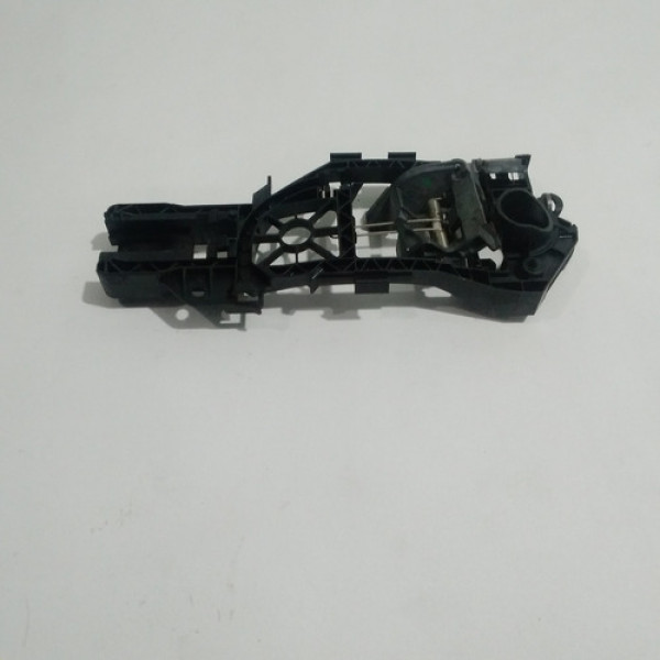 Suporte Maçaneta Externa Traseira Dir Passat 2012 Sku 60881