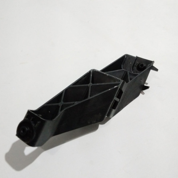 Guia Do Parachoque Traseiro L Esq Inf Touareg 2006 Sku 61605