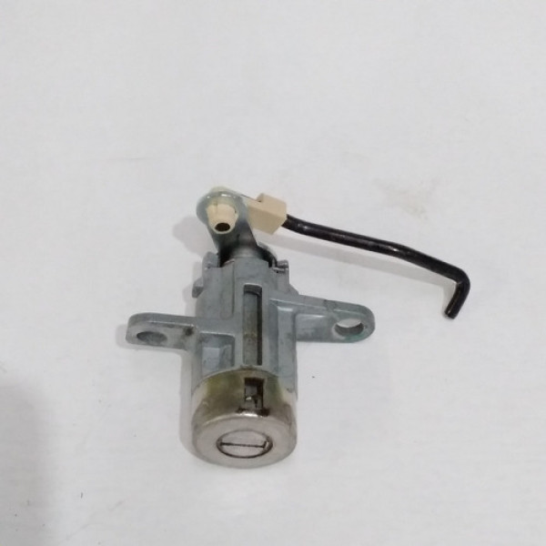 Miolo Da Tampa Traseira Sem Chave Azera 2009 Cod 59193