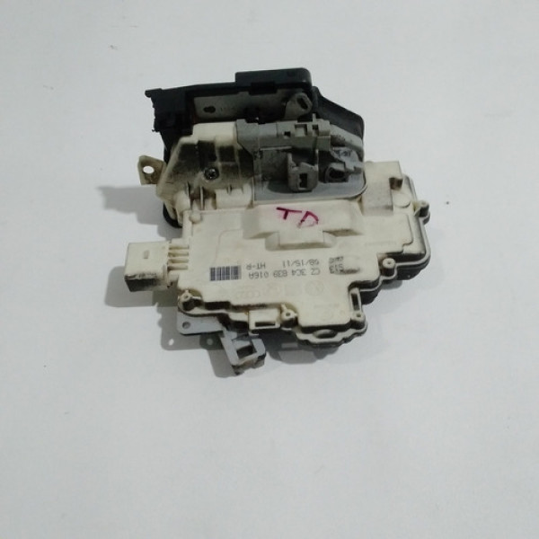 Fechadura Porta Traseira Direita Passat 2012 Sku 60793