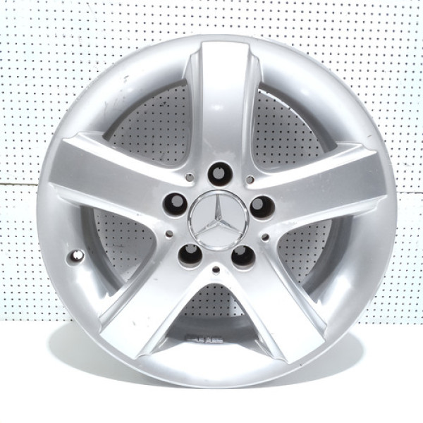 Roda Traseira Esquerda B200 2.0 2006 Sku 60487 Prateado