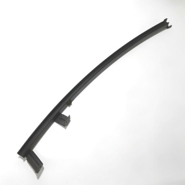 Guia Do Vidro Traseiro Direito - Nissan Pathfinder 1999